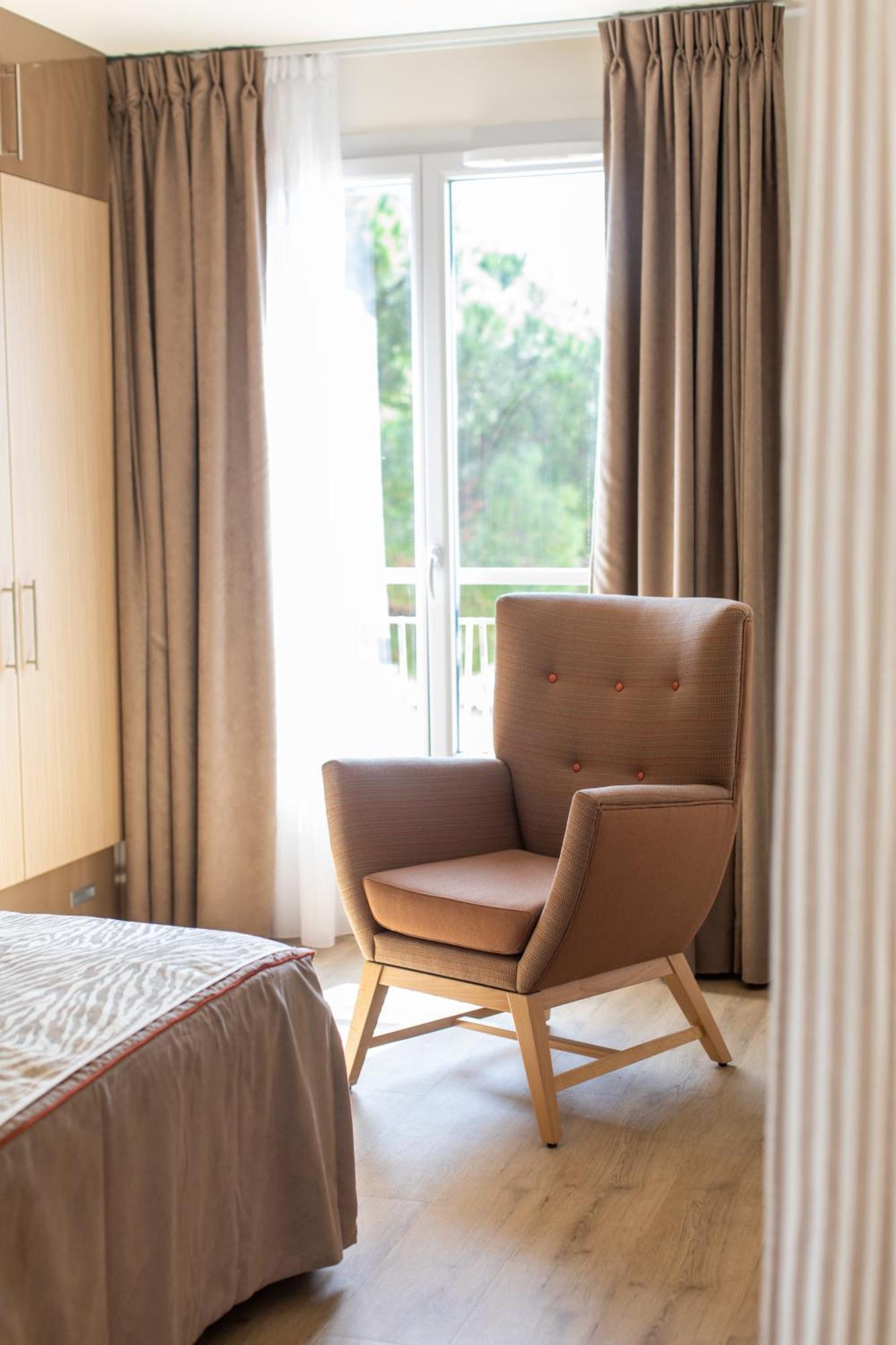 Zenao Frejus Aparthotel Екстериор снимка