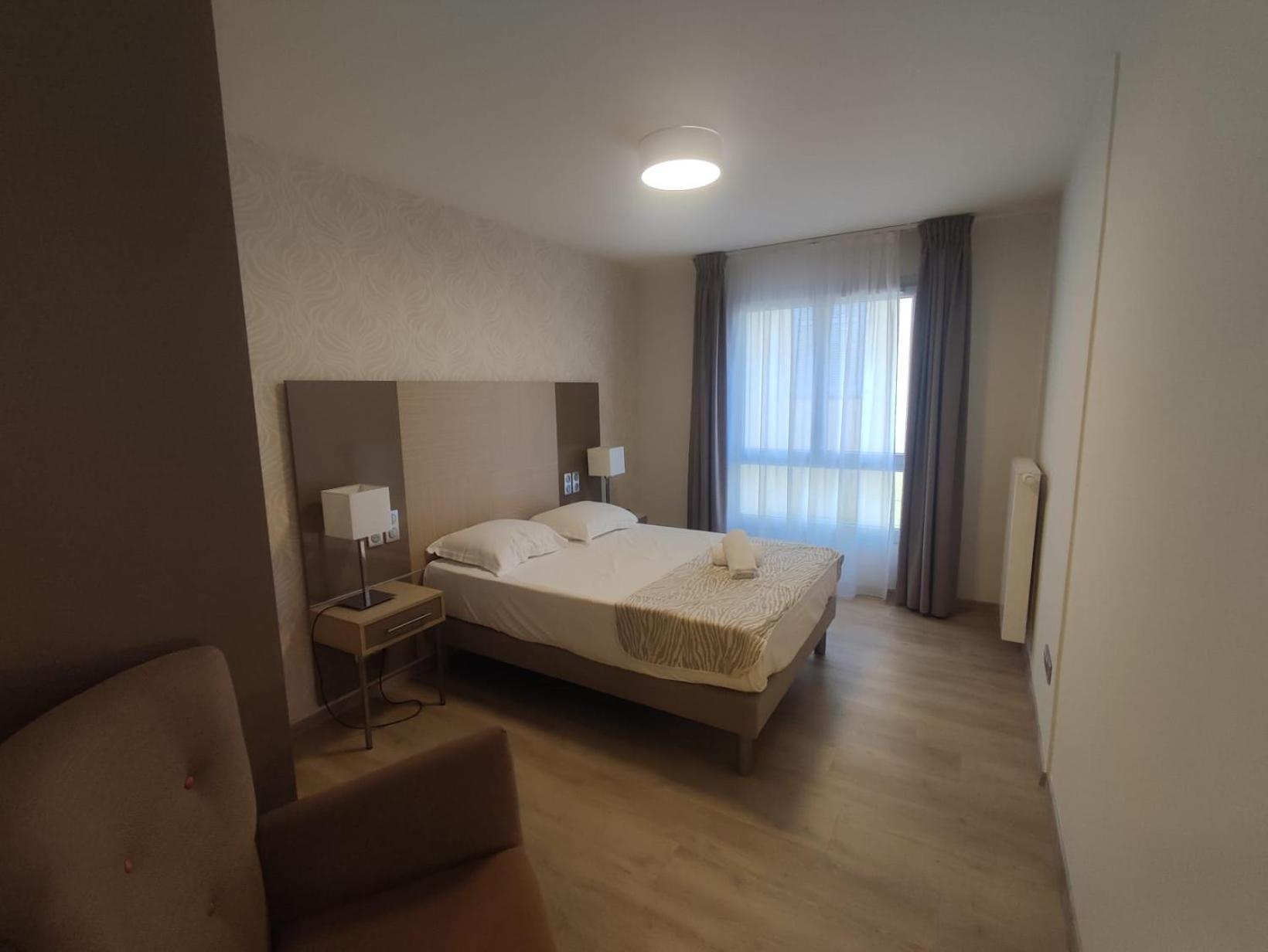 Zenao Frejus Aparthotel Екстериор снимка