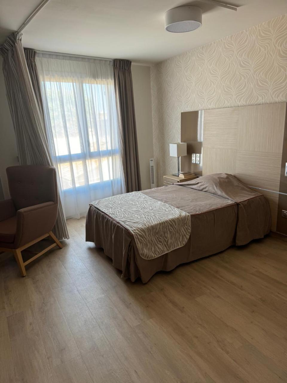 Zenao Frejus Aparthotel Екстериор снимка